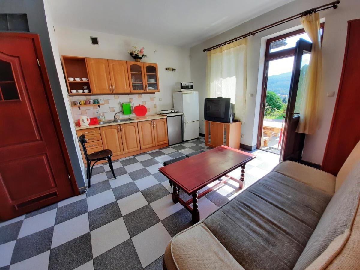 Noclegi W Ksiegarni Bielsko-Biała Extérieur photo